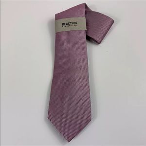 Kenneth Cole tie